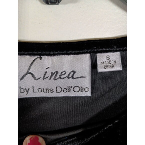 Linea Louis Dell'Ollio Velvet Asymmetrical Flutter Sleeves Black Top Size Small - Picture 4 of 6